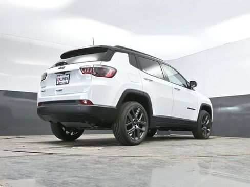 New 2026 Jeep Compass Limited AWD/4WD image 37