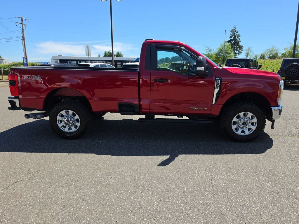 Used 2023 Ford F350 XLT w/ 360-Degree Camera Package AWD/4WD image 2