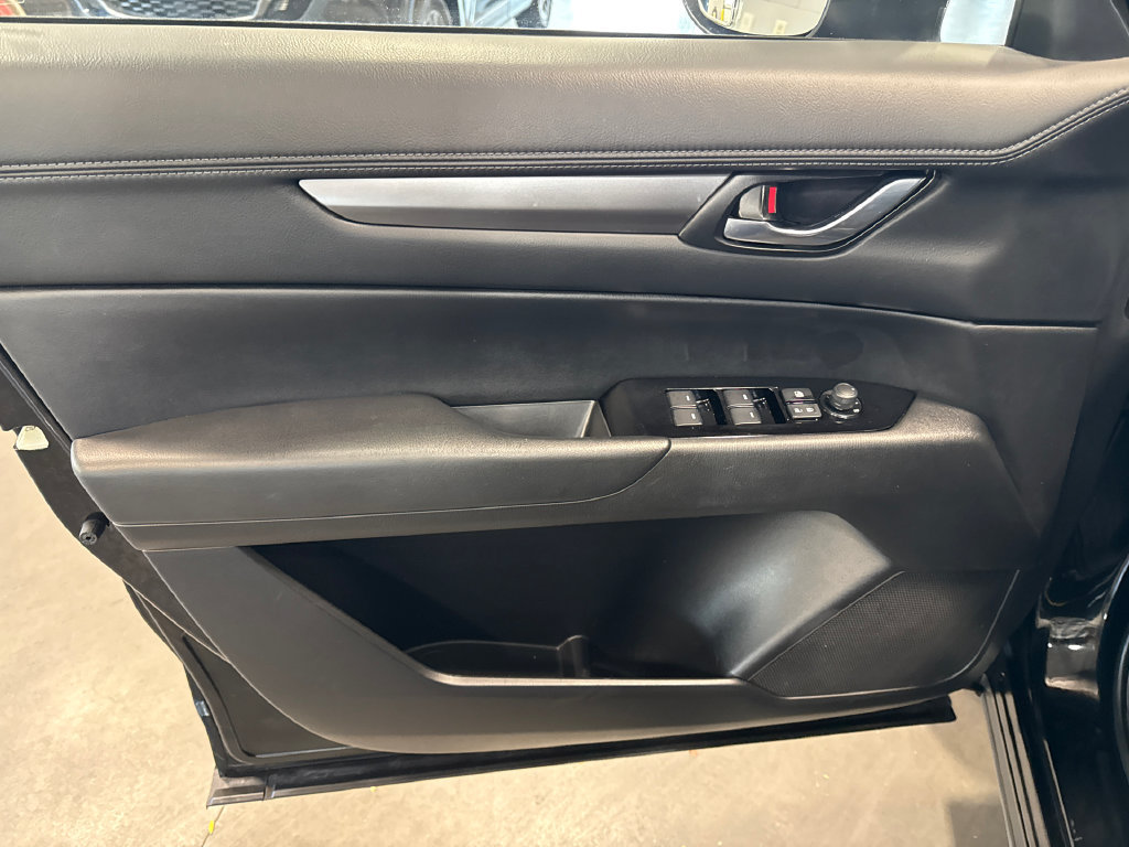 Certified 2025 MAZDA CX-5 AWD 2.5 S w/ Select Package image 9