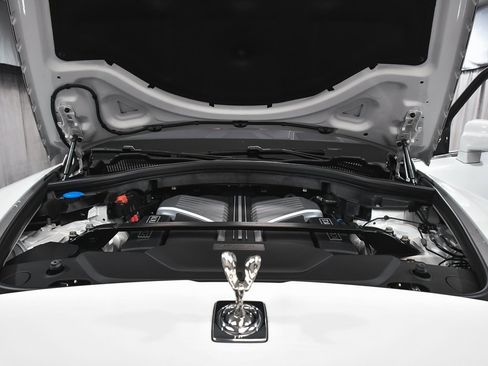 Used 2024 Rolls-Royce Cullinan image 98