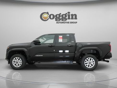 New 2026 Toyota Tacoma SR5 AWD/4WD image 5