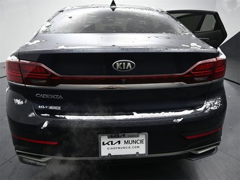Used 2020 Kia Cadenza Technology image 9