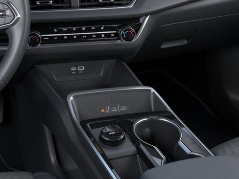 New 2027 Chevrolet Equinox LT w/ Convenience Package II AWD/4WD image 23