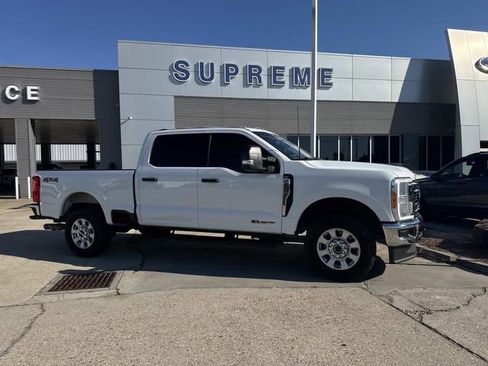 Used 2023 Ford F250 XLT image 1