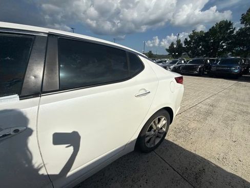 Used 2012 Kia Optima EX FWD image 7