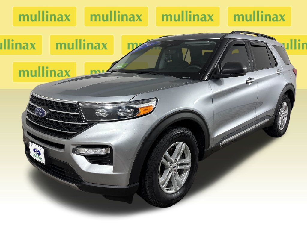 Certified 2024 Ford Explorer XLT w/ Equipment Group 202A RWD image 14