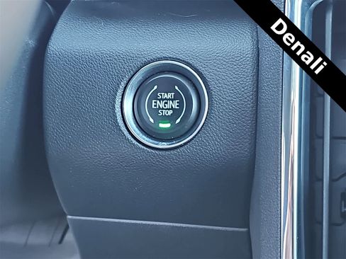 Used 2024 GMC Acadia Denali image 24