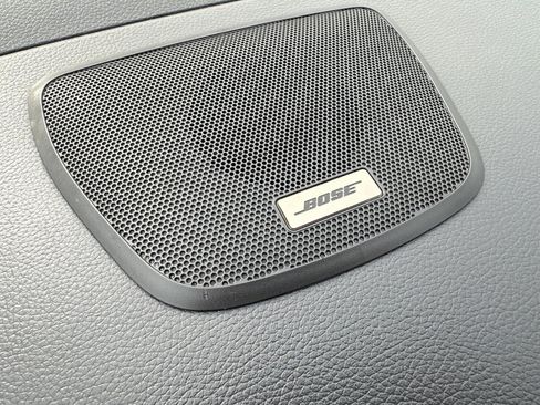 Used 2017 Nissan Rogue SV image 37