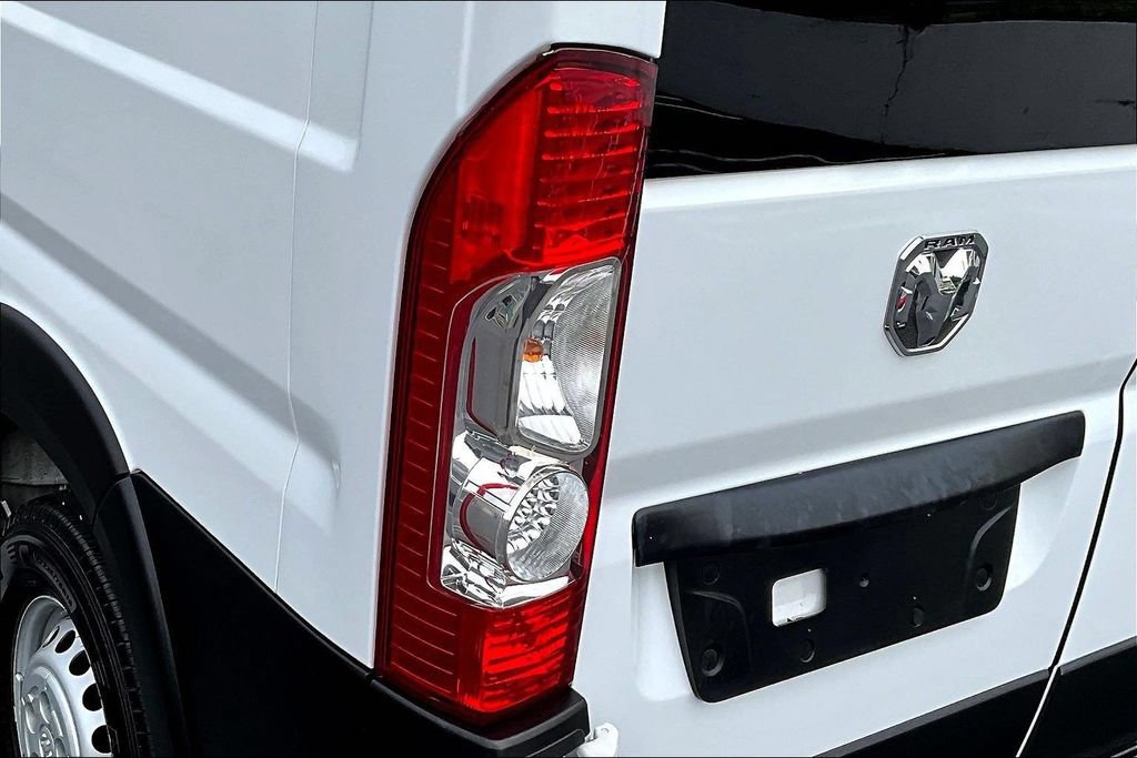 Used 2025 RAM ProMaster 2500 w/ U-Haul Equipment Group FWD image 19