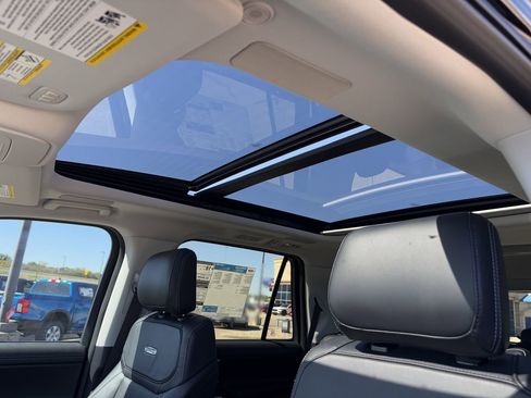 New 2025 Ford Expedition Platinum w/ Driver's Package image 56