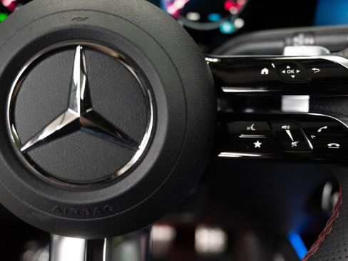 Certified 2026 Mercedes-Benz GLA 250 image 25