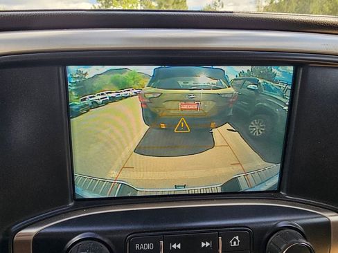 Used 2019 GMC Sierra 2500 Denali w/ Duramax Plus Package AWD/4WD image 21