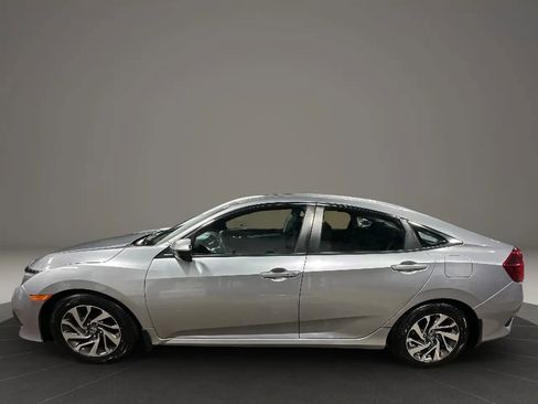 Used 2017 Honda Civic EX image 2