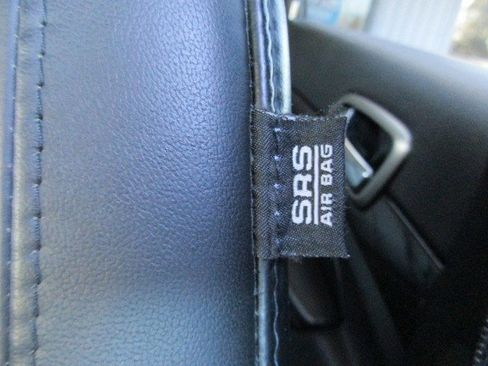 Used 2013 Jeep Grand Cherokee Laredo image 19