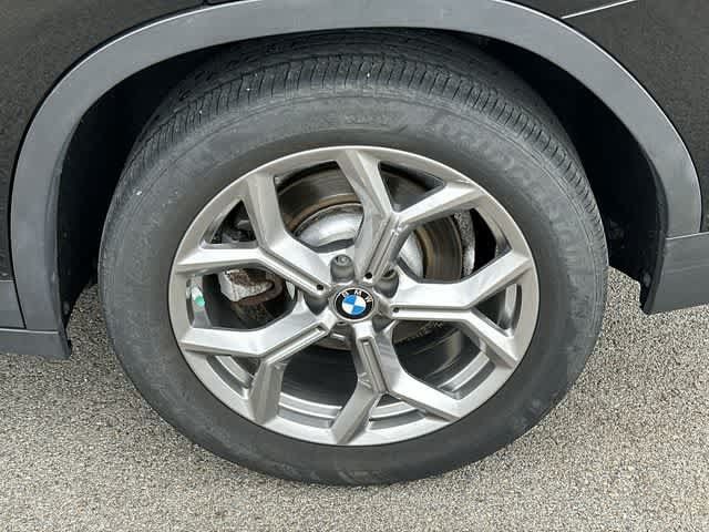 Used 2022 BMW X3 xDrive30i w/ Convenience Package AWD/4WD image 5