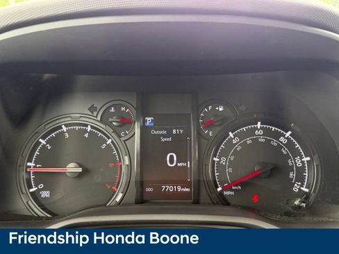 Used 2021 Toyota 4Runner SR5 AWD/4WD image 19