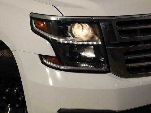 Used 2020 Chevrolet Tahoe 2WD image 40