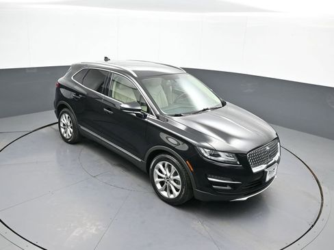 Used 2019 Lincoln MKC Select w/ Select Plus Package image 36