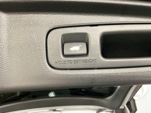 Certified 2023 Honda CR-V Sport Touring image 9