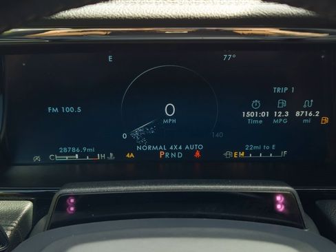 Used 2023 Lincoln Navigator Reserve image 18