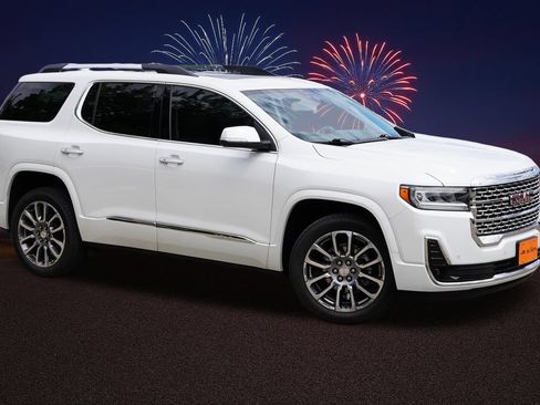 Certified 2022 GMC Acadia Denali w/ Trailering Package AWD/4WD image 2