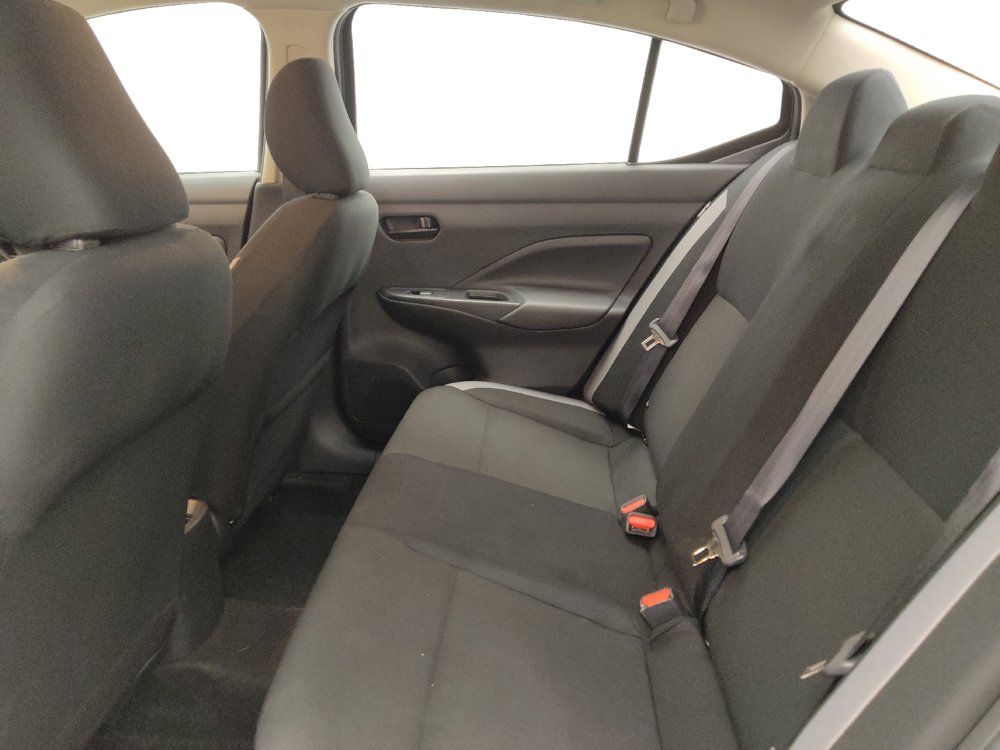 Used 2025 Nissan Versa S FWD image 18