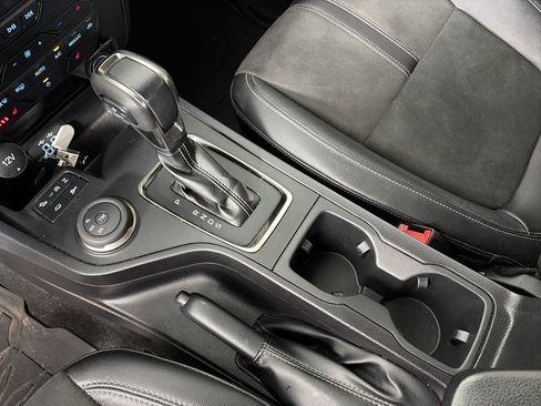 Used 2023 Ford Ranger Lariat w/ Tremor Off-Road Package image 22