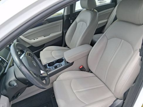 Used 2019 Hyundai Sonata Limited FWD image 9