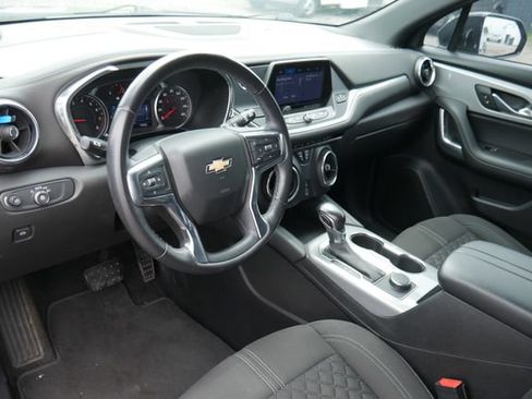 Used 2020 Chevrolet Blazer L FWD image 13