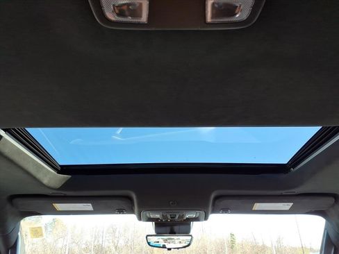 Used 2025 GMC Sierra 1500 Denali Ultimate image 13