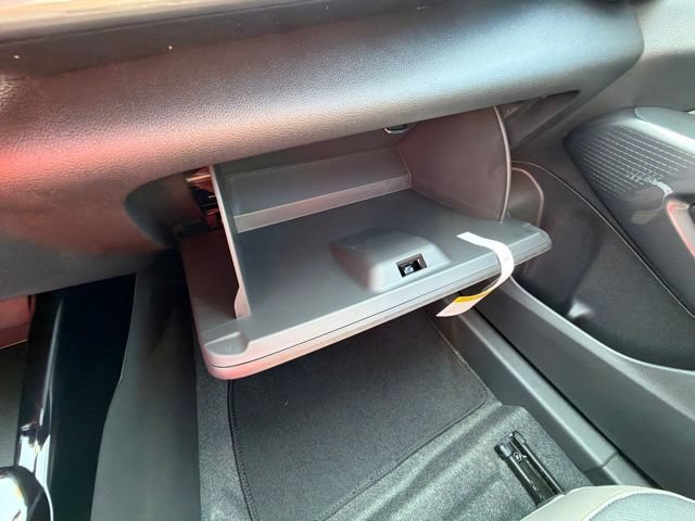 New 2026 Chevrolet Trax ACTIV FWD image 40