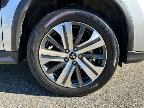 Used 2024 Mitsubishi Outlander Sport ES image 12