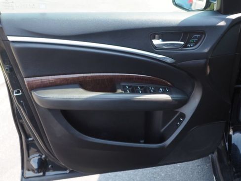 Used 2019 Acura MDX SH-AWD image 14
