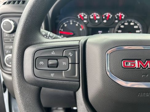 Certified 2024 GMC Sierra 2500 Pro w/ Convenience Package image 15