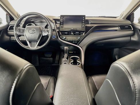 Certified 2022 Toyota Camry XLE w/ Navigation Upgrade Package FWD image 3