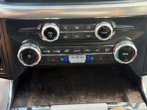 Used 2023 Ford F150 Lariat AWD/4WD image 31