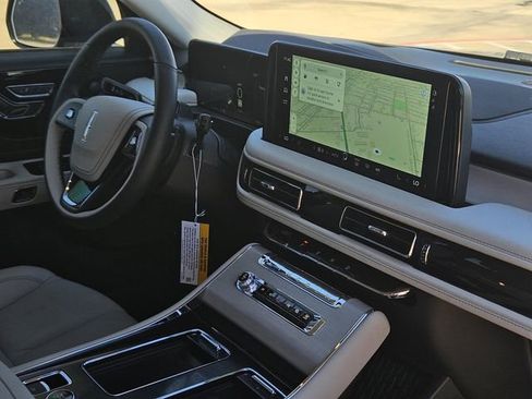 New 2026 Lincoln Aviator Reserve w/ Jet Appearance Package image 27