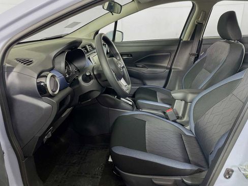 New 2025 Nissan Versa SV w/ Trunk Package image 4