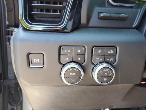 New 2026 GMC Sierra 1500 AT4 w/ AT4 Premium Package AWD/4WD image 30