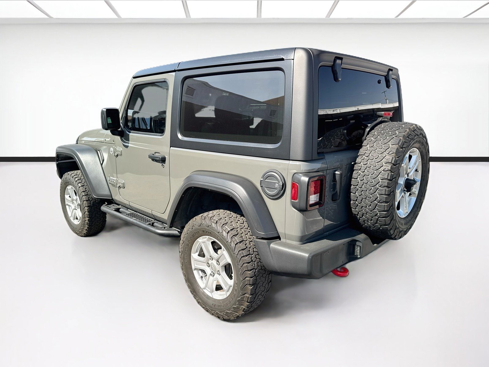 Used 2021 Jeep Wrangler Sport AWD/4WD image 6
