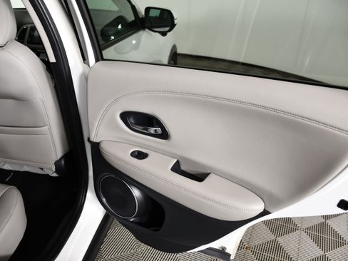 Used 2022 Honda HR-V EX-L image 43
