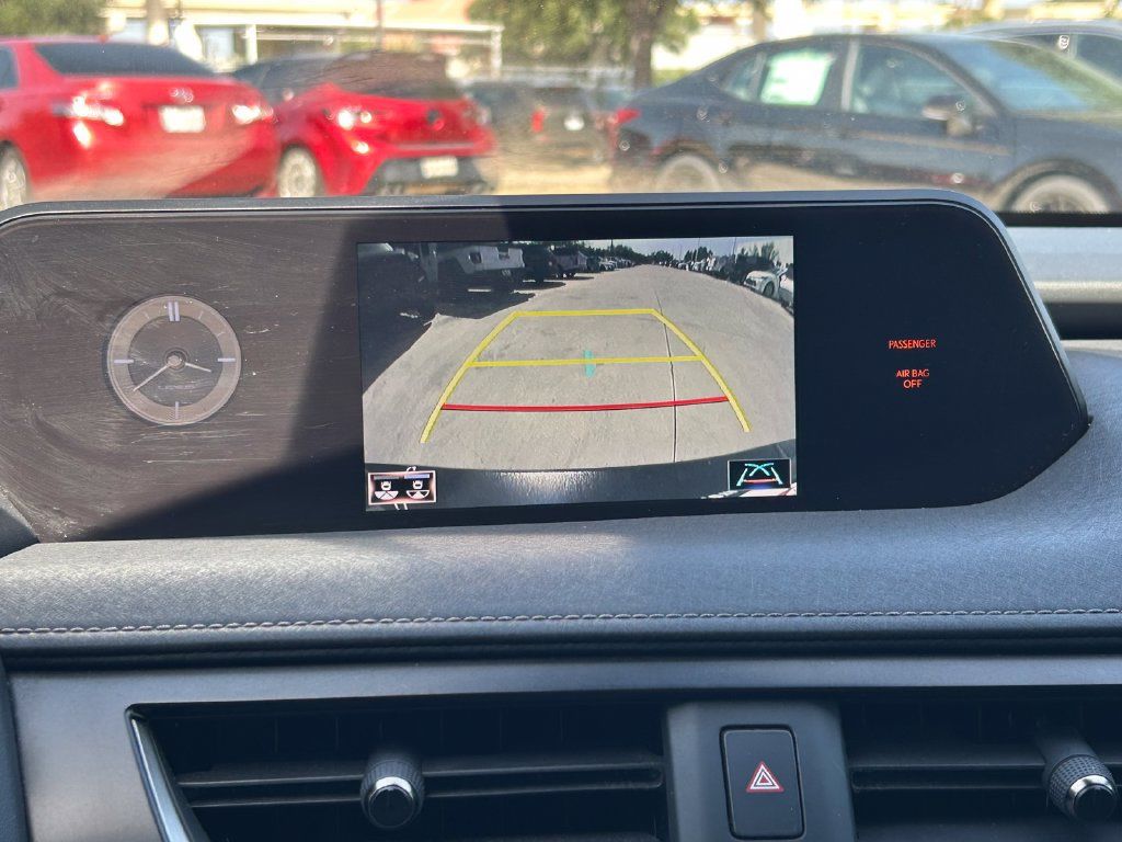 Used 2021 Lexus UX 200 w/ Premium Package FWD image 30