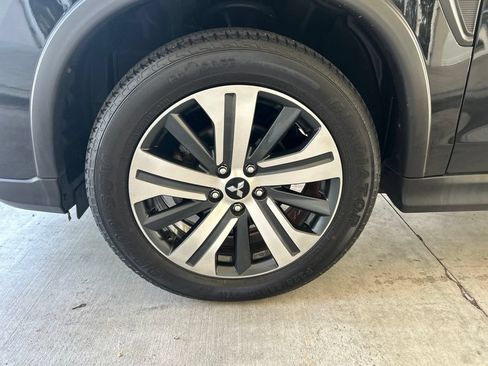 Used 2021 Mitsubishi Outlander Sport ES FWD image 12