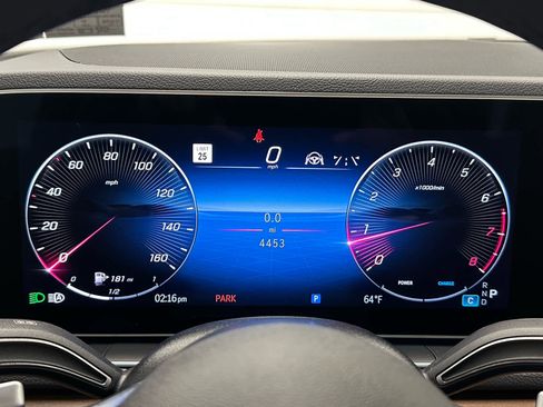 Used 2025 Mercedes-Benz GLE 350 4MATIC image 27