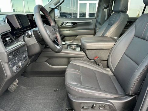 Used 2025 Chevrolet Tahoe RST image 21