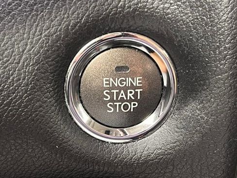 Used 2018 Lexus GX 460 image 18