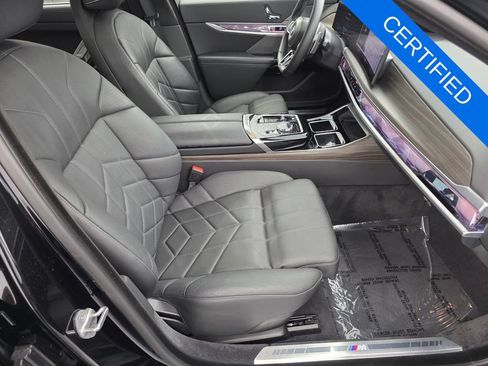 Used 2024 BMW 760i xDrive w/ Executive Package AWD/4WD image 26