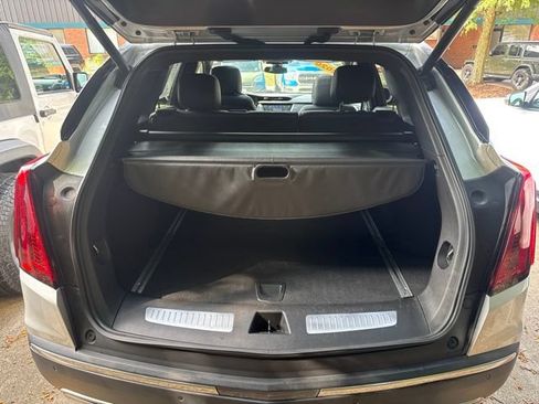Used 2020 Cadillac XT5 Premium Luxury AWD/4WD image 24