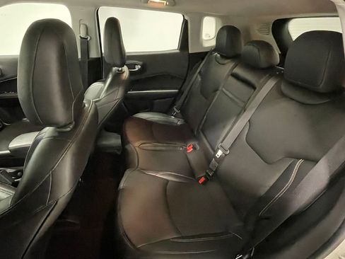 Used 2019 Jeep Compass Latitude w/ Safety & Security Group image 21