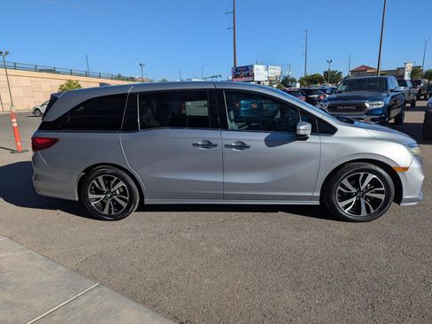 Used 2019 Honda Odyssey Elite image 6